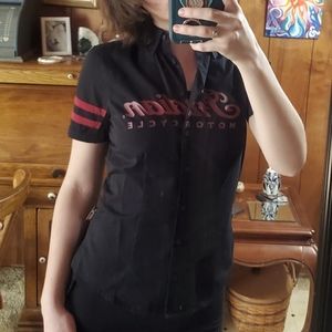 Button down professional style Indian Motorcycles short-sleeved tee